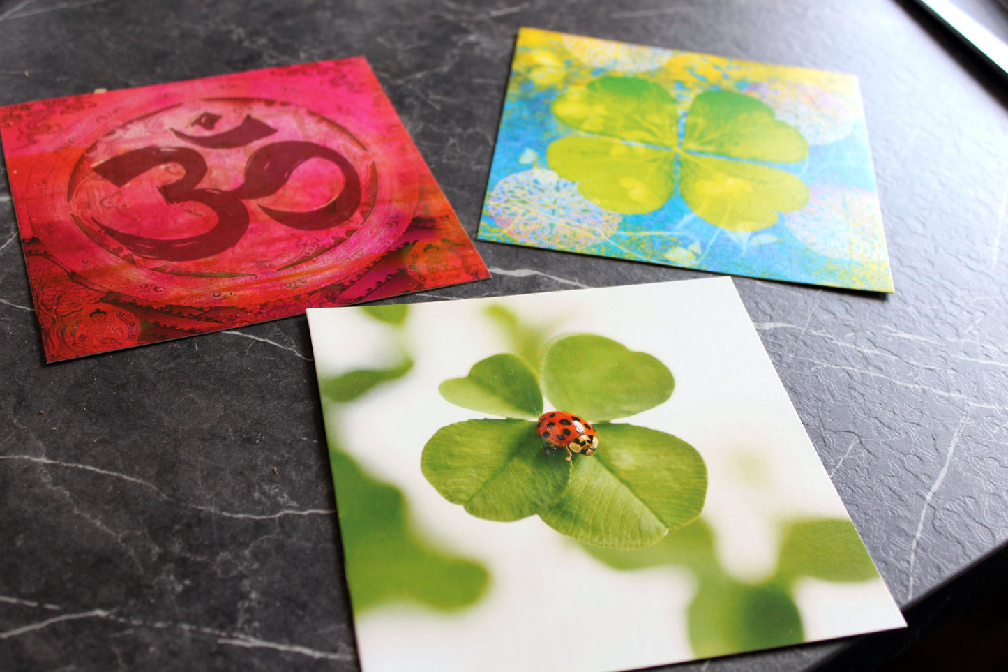 Ram, mörkgrå med affirmation/bild Dekor Cocholate.se