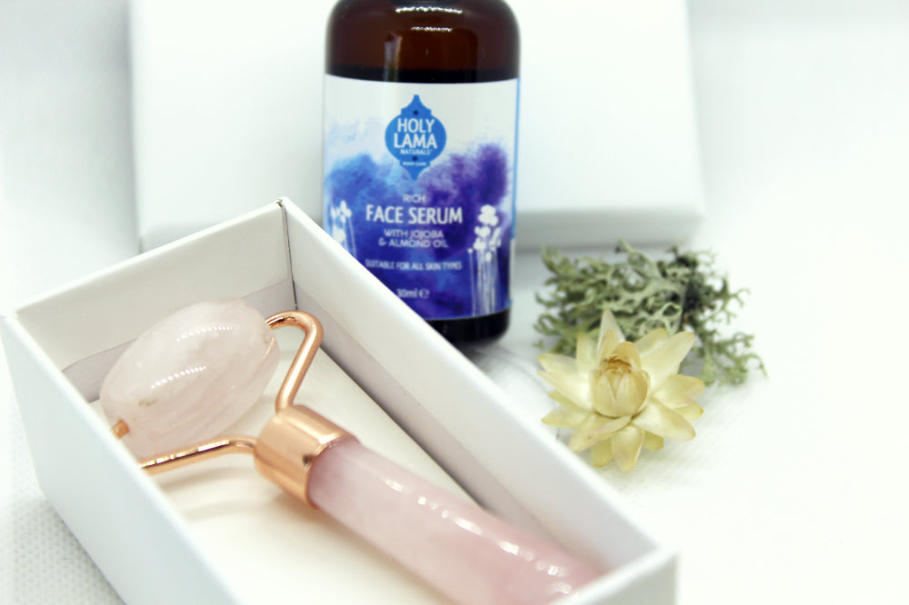 Äkta Rosenkvarts akupressur och massagerulle + Damaskus rosenvatten mini flaska På Köpet! Hudvårdsrullar Cocholate.se