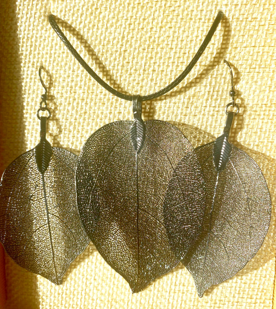 Halsband & örhänge - Bravery Leaf - Smycken Cocholate.se