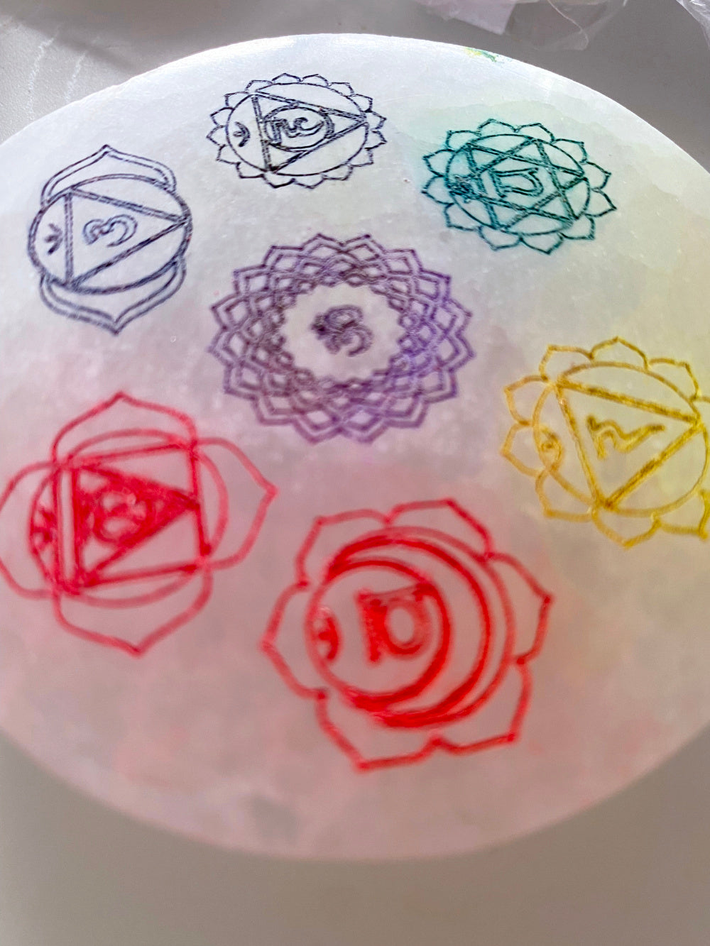 Selenit laddningsplatta Dekor Cocholate.se