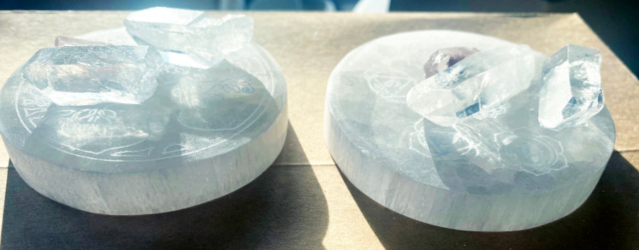 Selenit laddningsplatta Dekor Cocholate.se