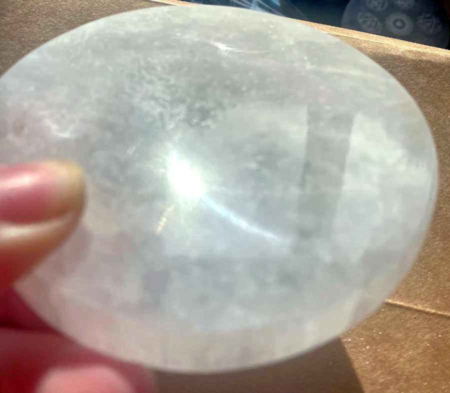 Selenit laddningsplatta Dekor Cocholate.se