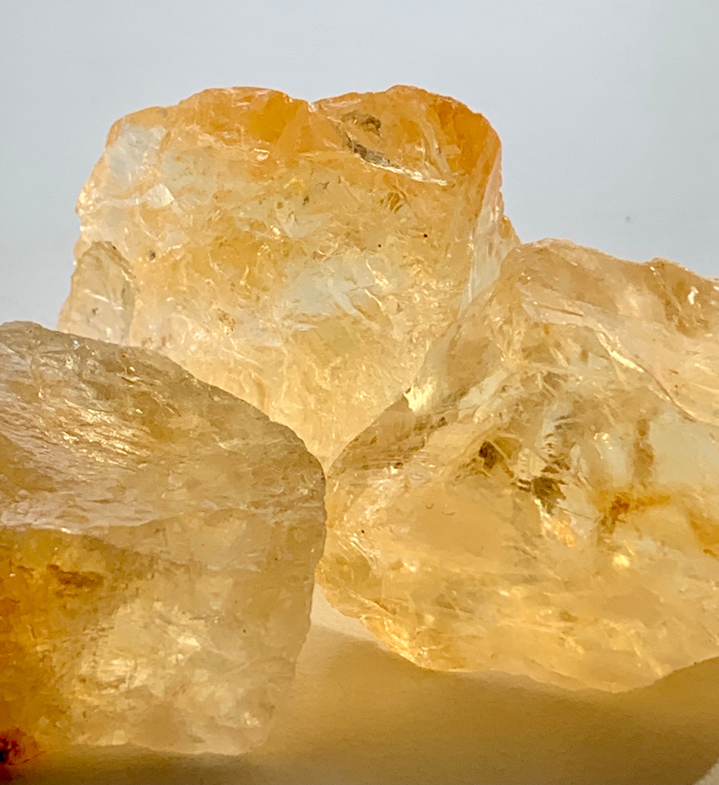 Söt tygpåse med tre stenar/kristaller Dekor Cocholate.es